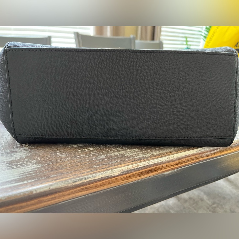 Kate Spade Laurel Way Black Saffiano Leather Lilah Crossbody Satchel - Picture 4 of 13